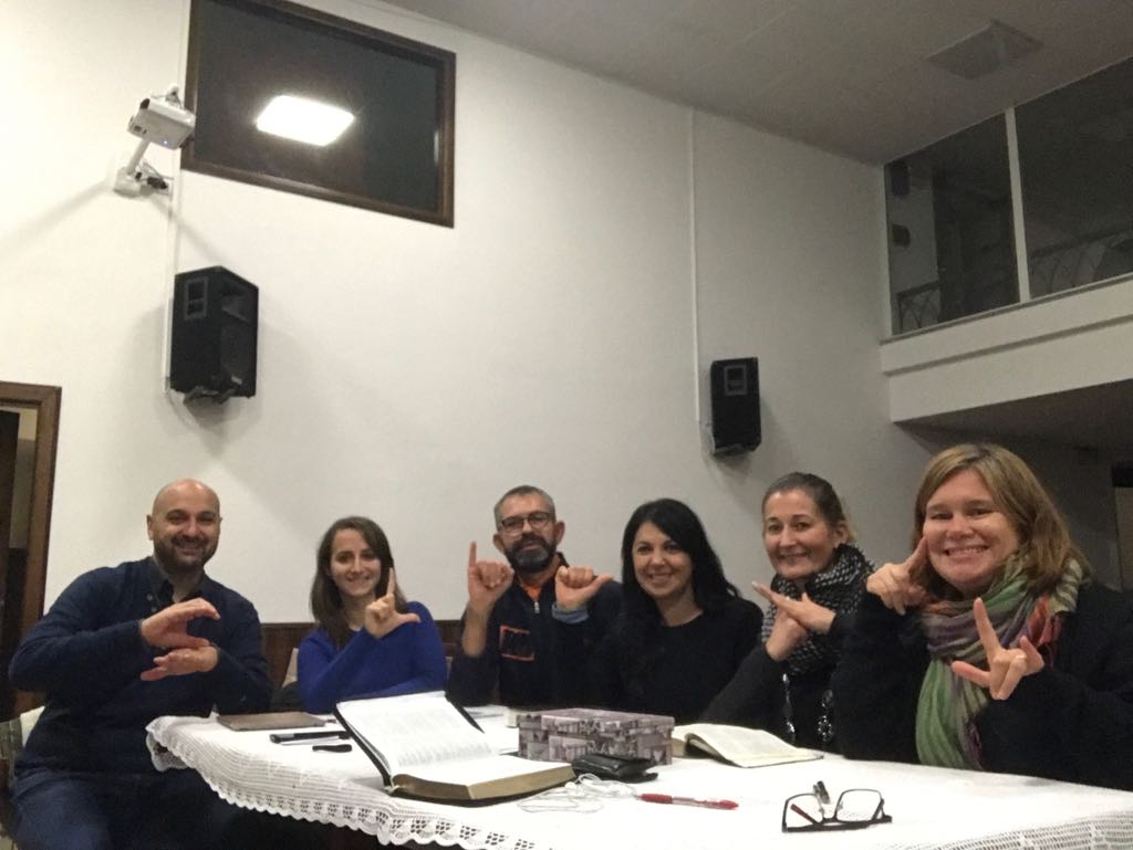 La Comunità Udente A Scuola Di LIS – Lingua Dei Segni